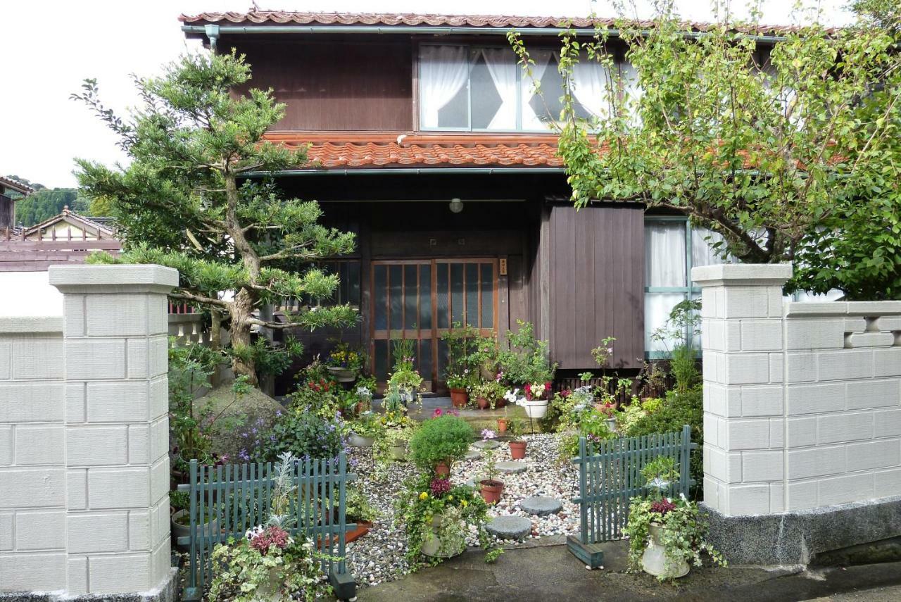 Guesthouse Higashi Fujitatei Shin'onsen Eksteriør bilde
